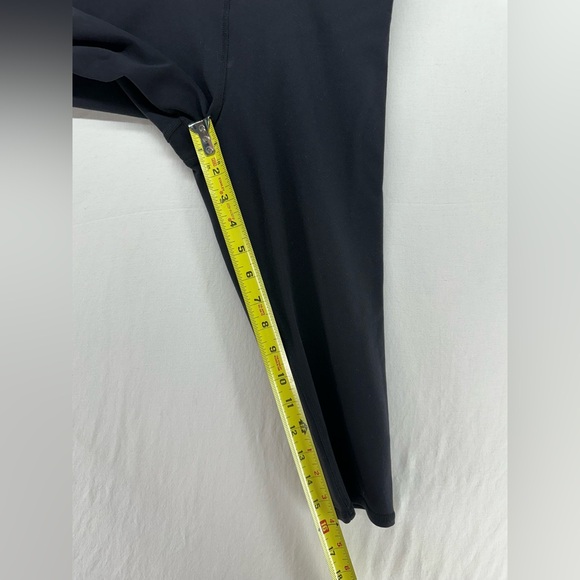 Alo Women’s Cropped Leggings Black Size XS / S Crossover Waist Band - Picture 7 of 10